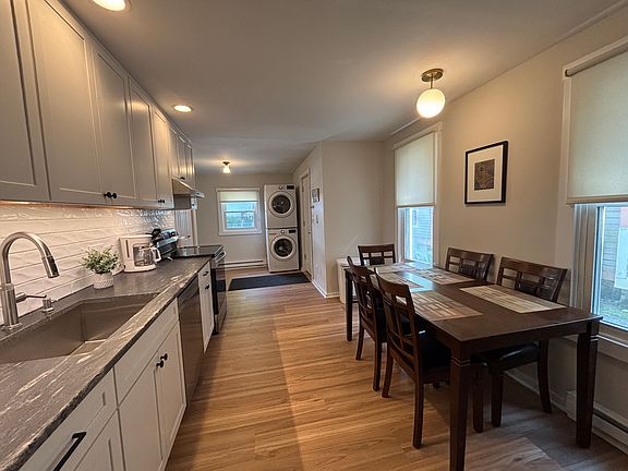 3rd image of 248 Nelson Ave #248