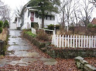 2919 Alpine St, Cleveland, OH 44104