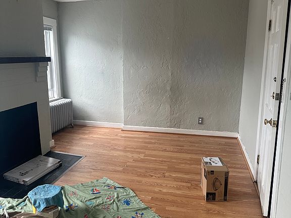2nd image of 291 Newport Ave #37