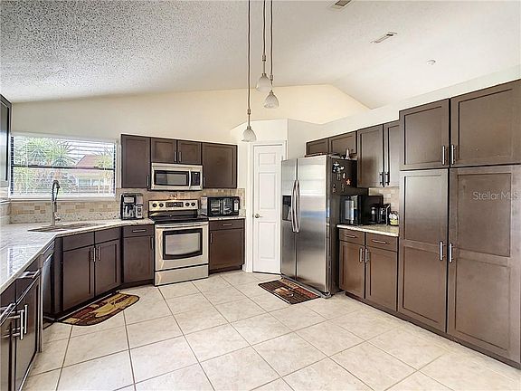 5th image of 9022 Palos Verde Dr