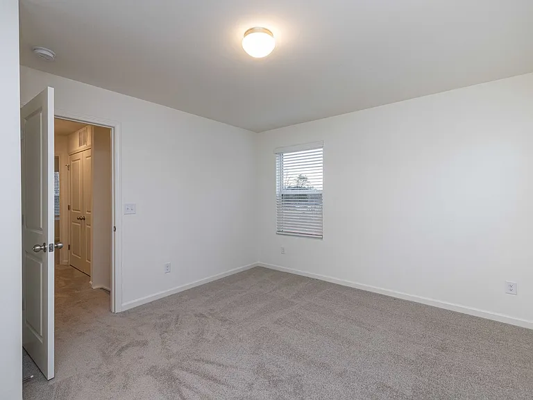 495 Kincaid Rd — Photo 19