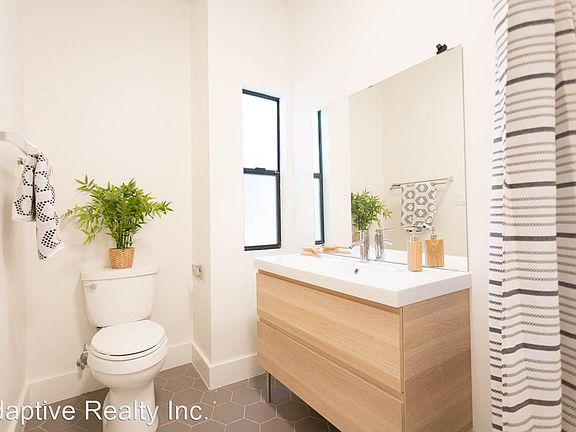 5th image of 517 N Madison Ave APT 4
