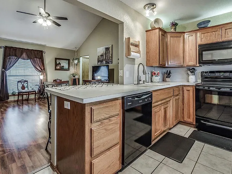 6029 SE 84th Pl — Photo 9