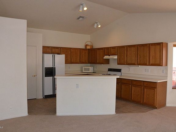 4th image of 2590 W Camino Del Deseo