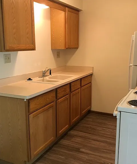 3311 S 100th St #4 — Photo 12
