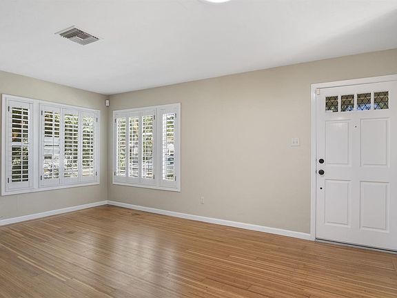 5th image of 1524 Del Vista Ave
