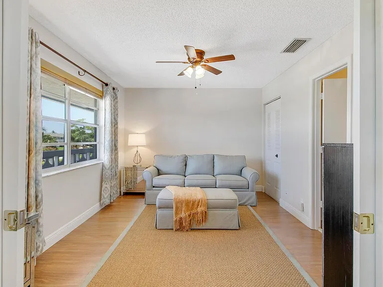 2730 SW 13th St #203 — Photo 16