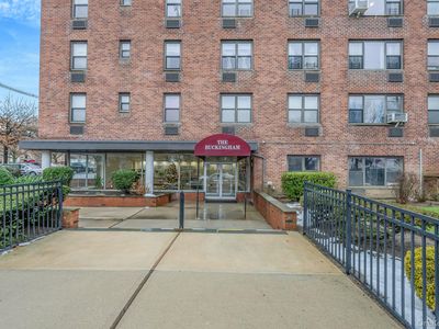 124 Smith Street #3F, Freeport, NY, 11520