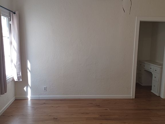 4th image of 639 Orange Grove Ave #108