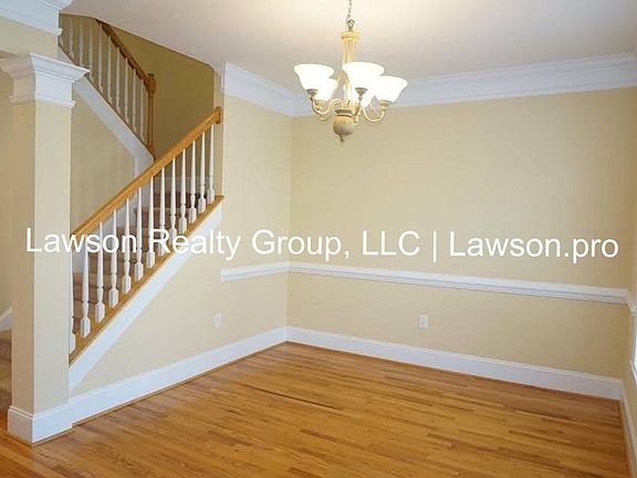 2nd image of 3822 Greenway Dr SW