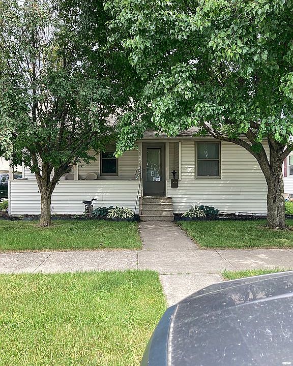 1st image of 1312 W Bent Ave