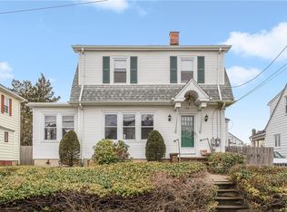 20 Riverfarm Rd, Cranston, RI 02910