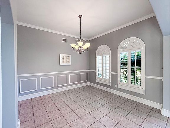 5th image of 2722 Wildwood Dr