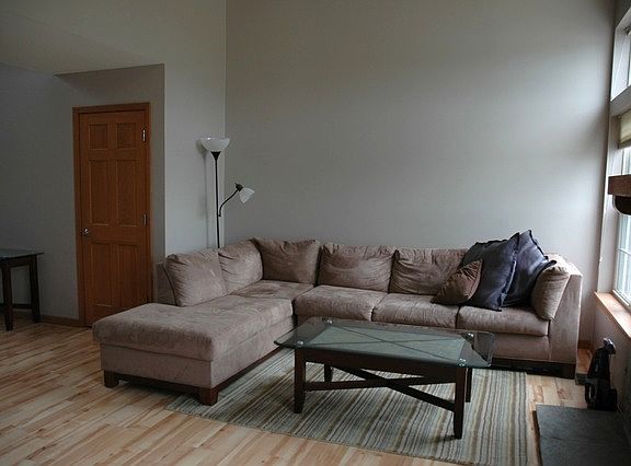 3rd image of 2333 Foxmoor Ln #2333