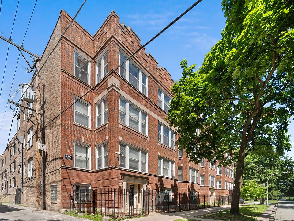 1st image of 6710 S Ridgeland Ave #2B