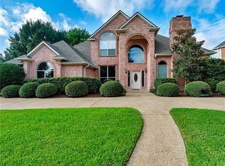 903 Riviera Dr, Mansfield, TX 76063