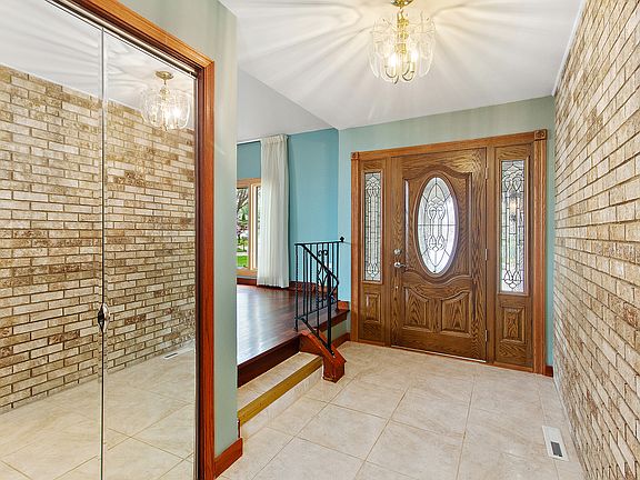 4th image of 12026 Victoria Ct