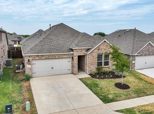 11309 Ponderosa Trl, Aubrey, TX 76227