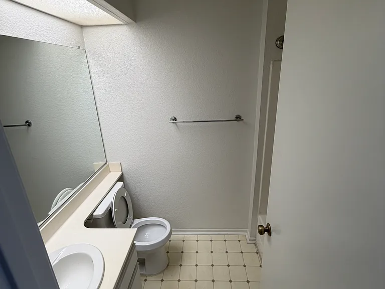 336 Park Shadow Ct — Photo 6