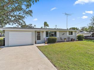 2641 Geneva Rd, Venice, FL 34293