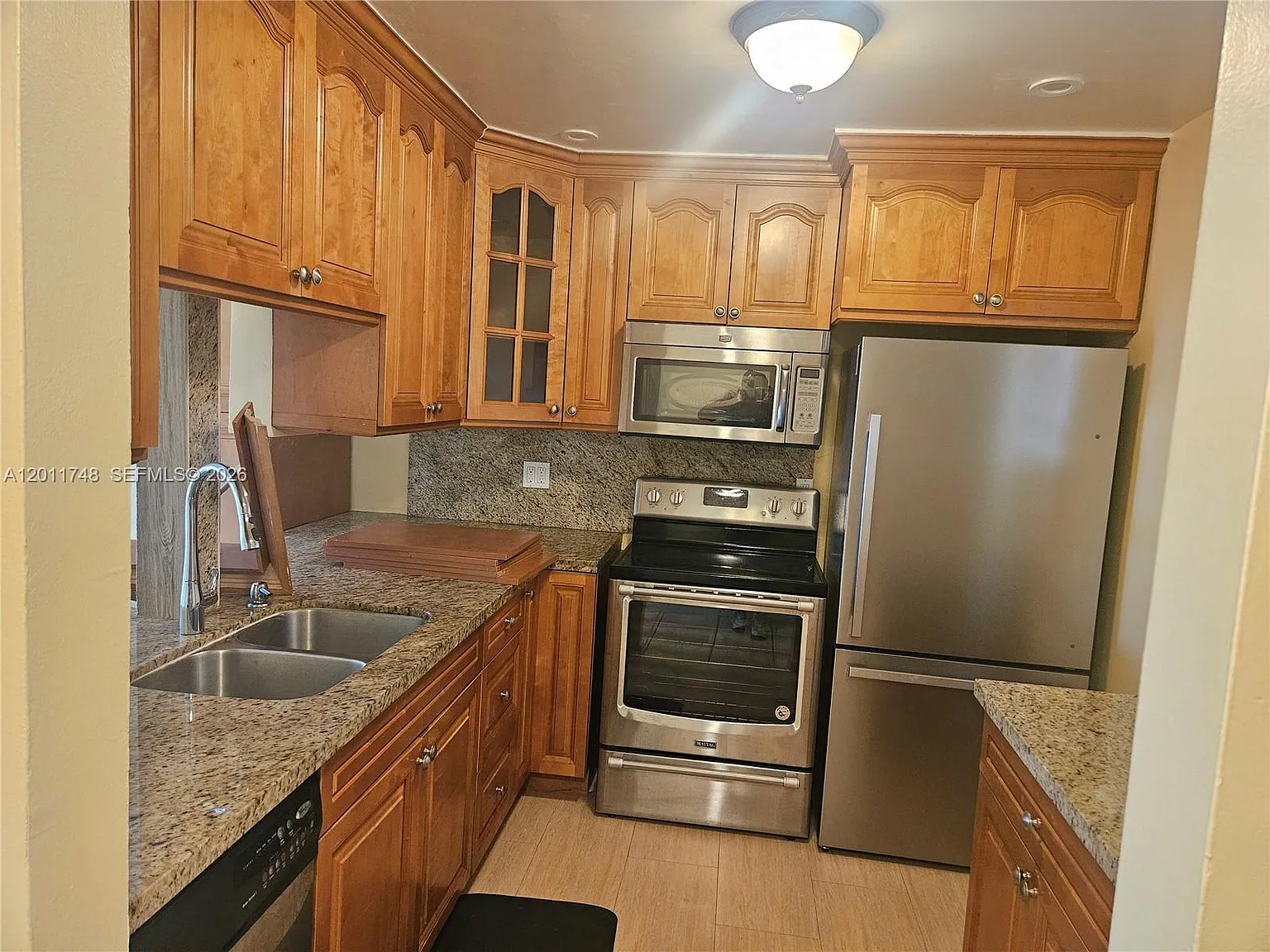 Village Square Condo — Photo 2