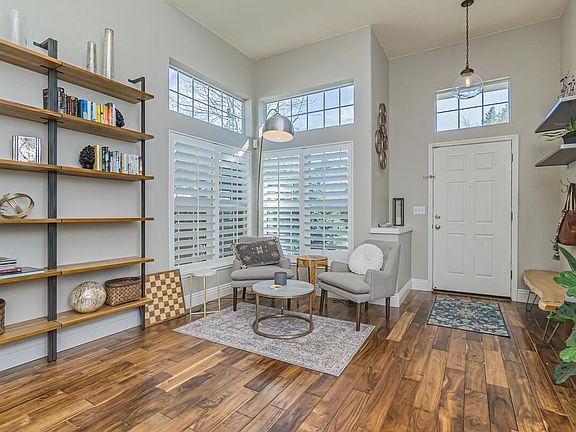 5th image of 4019 Vistosa St