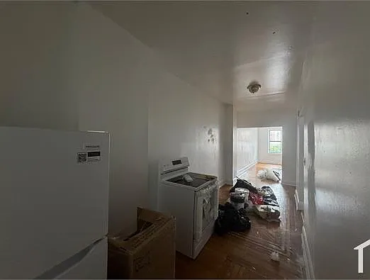 1738 Univ Ave #4K — Photo 14