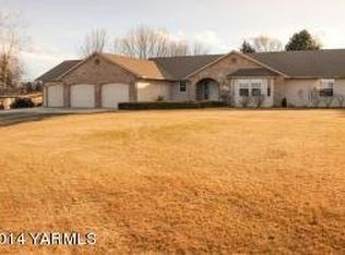 7820 Loren Pl, Yakima, WA