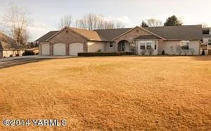 7820 Loren Pl photo 1