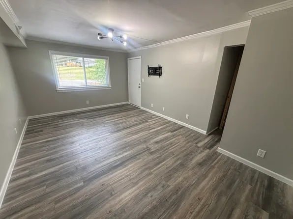 1620 Line St APT 4, Decatur, GA 30032