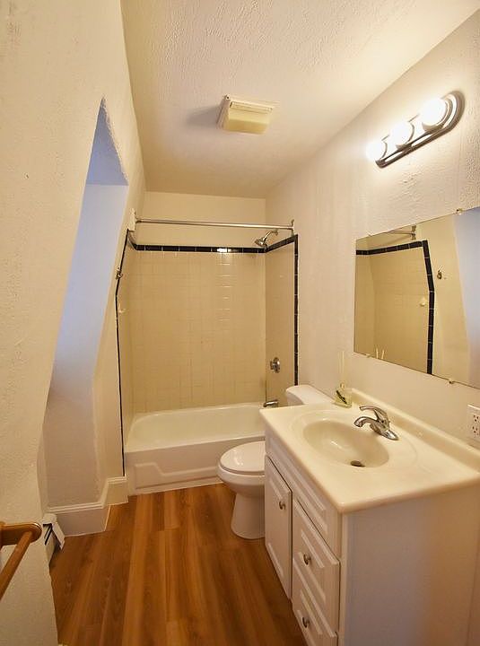 1st image of 37 Railroad Ave #8