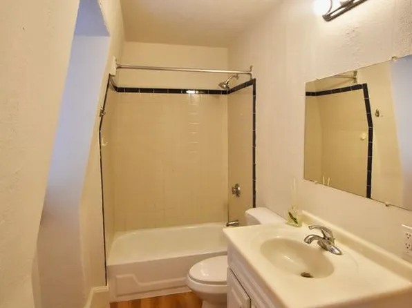 37 Railroad Ave #8, Beverly, MA 01915