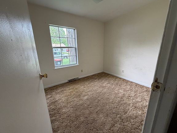 4th image of 315 N Jefferson St