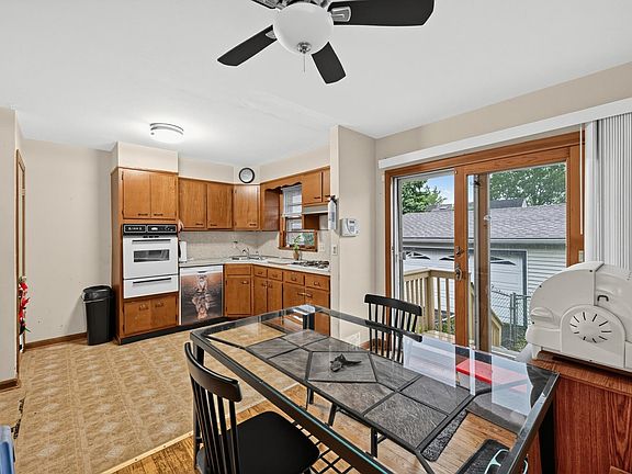 4th image of 155 Columbia Ave