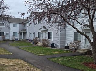 13043 Crimson Clover Ln, Eden Prairie, MN 55347
