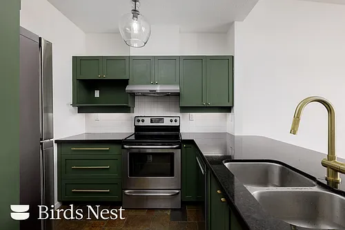 1820 E Kent Ave S #409 Photo 1