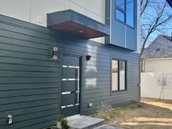 7453 Washington St, Forest Park, IL 60130