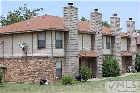 2nd image of 3816 Coates Cir