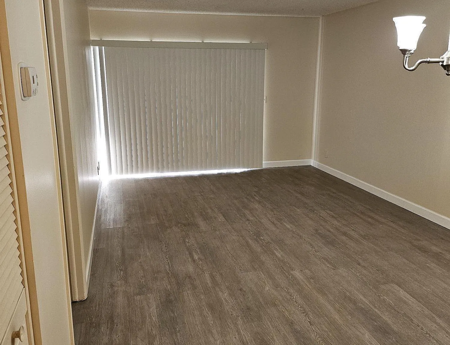 1 bed, 1.5 bath, 768 sqft, $1,650 — Photo 3