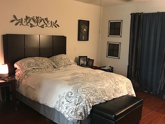 5th image of 201 Somerset Ln