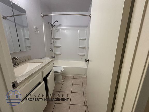 5th image of 13514 Lemoli Ave #1