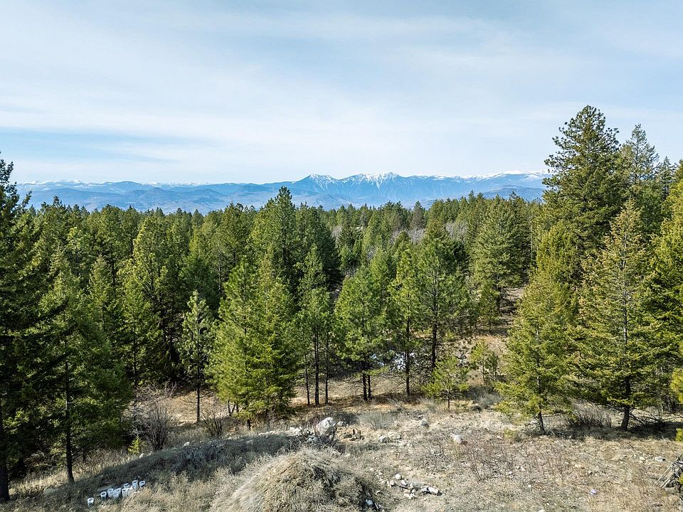 1st image of 490 Wapiti Way