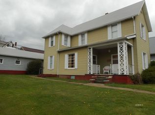 50 Spring St, Glouster, OH 45732