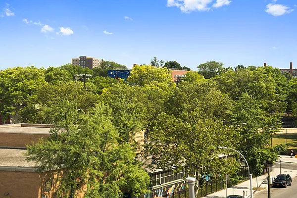 Sold by Citi Habitats | media 18