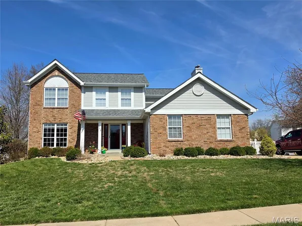 413 Lea Harbor Ct, Grover, MO 63040