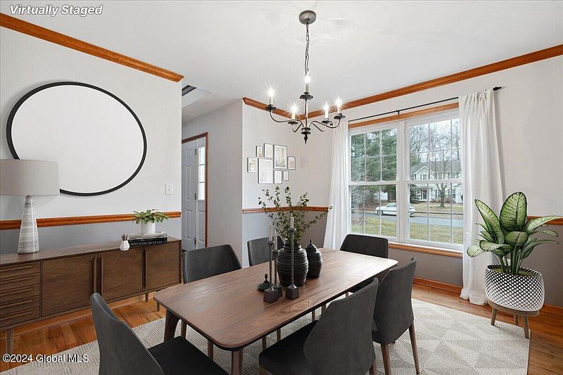 5th image of 31 Spruce Street