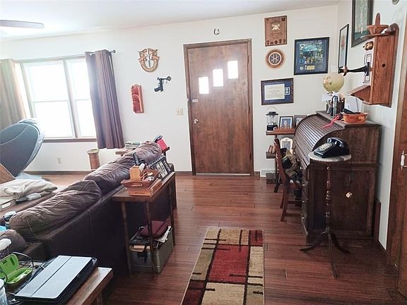 5th image of 30851 247th St