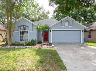 9605 Long Meadow Dr, Tampa, FL 33615