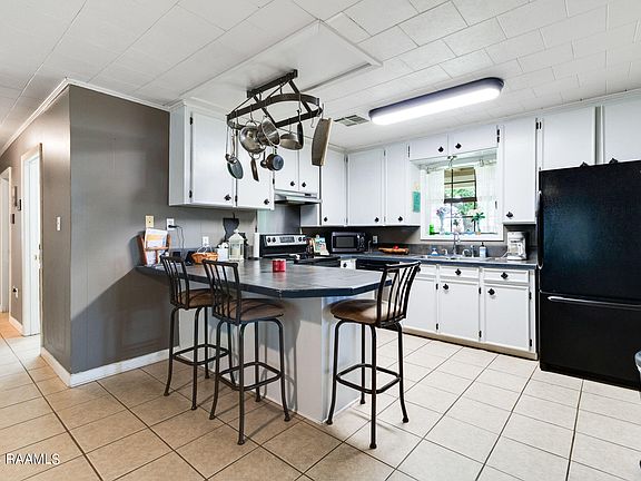 5th image of 635 Saint Jude Ave