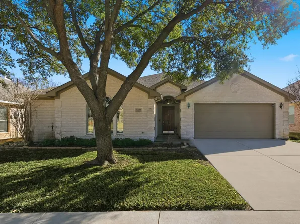 5809 Parkplace Dr, Argyle, TX 76226
